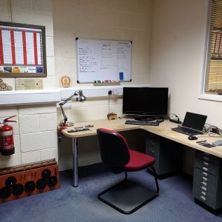 Computer desk